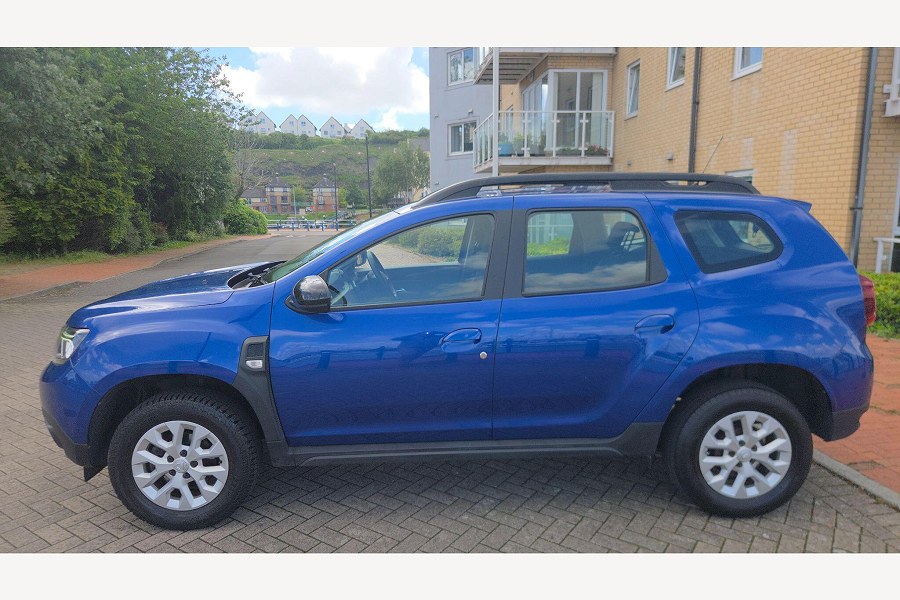 2022 Dacia Duster photo 11