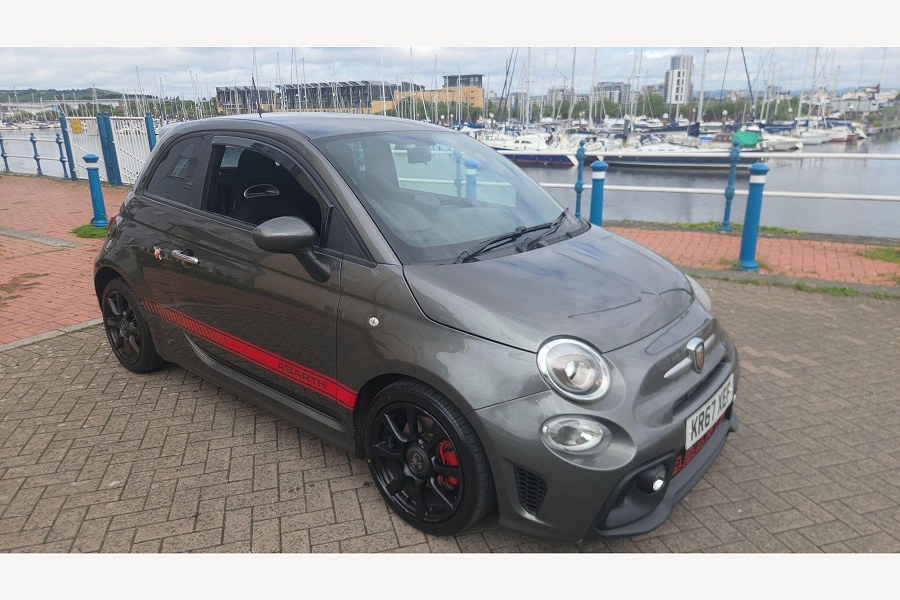 2017 Abarth 595 photo 5