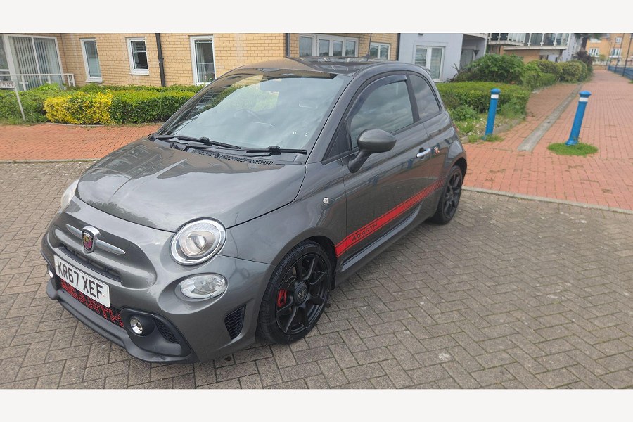 2017 Abarth 595 photo 3