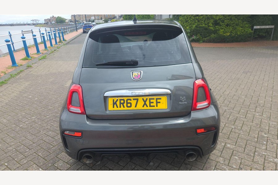 2017 Abarth 595 photo 12