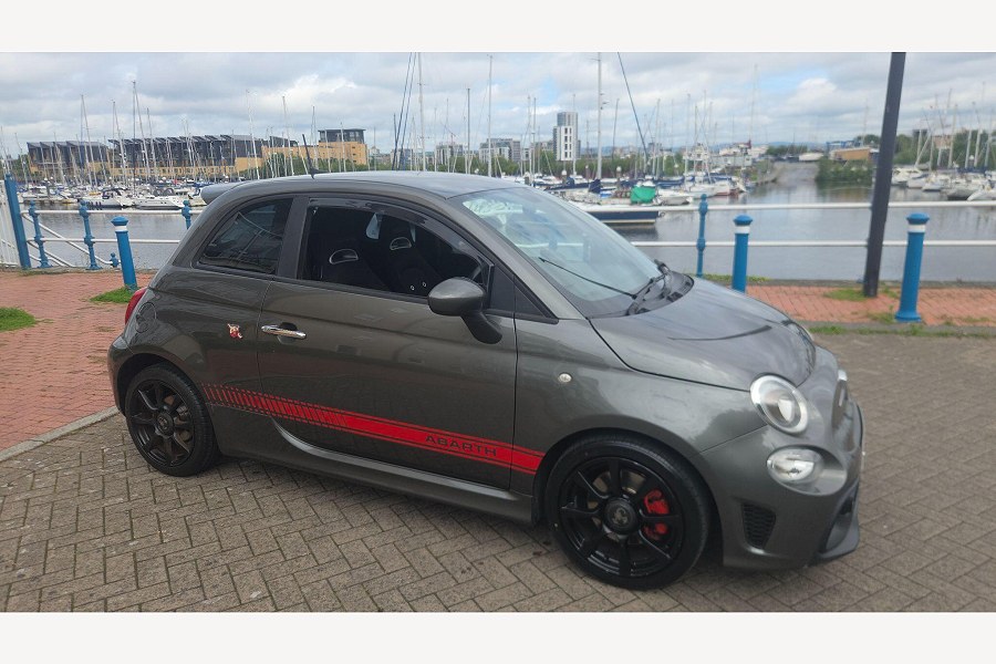Abarth 595 photo 2