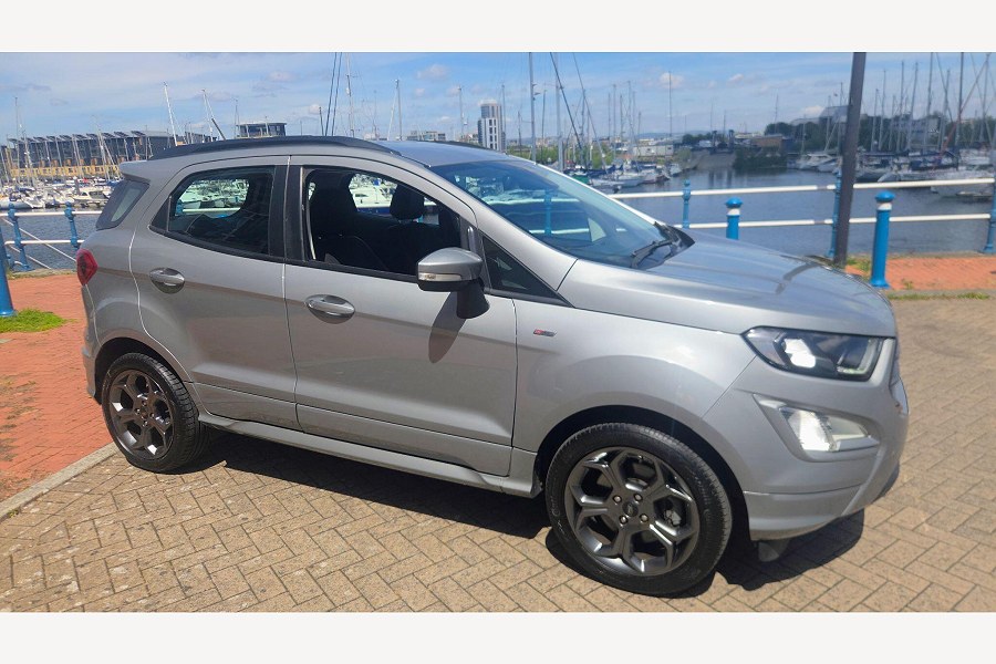 Ford EcoSport photo 2
