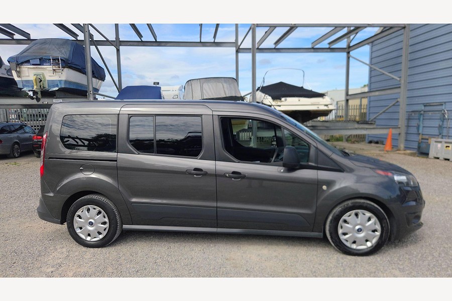 2019 Ford Grand Tourneo Connect photo 1