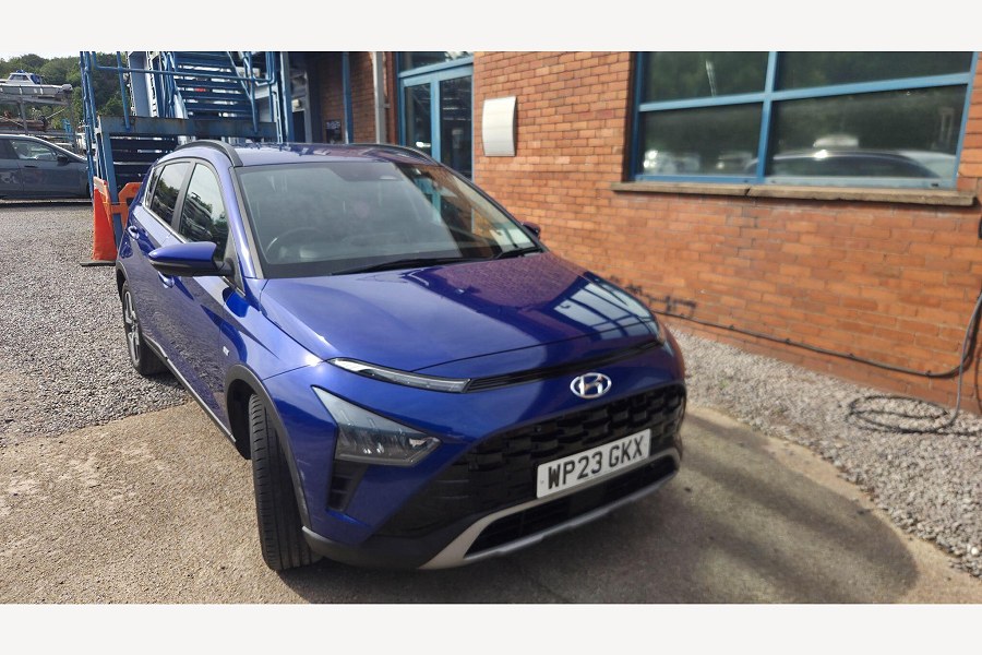 2023 Hyundai BAYON photo 3