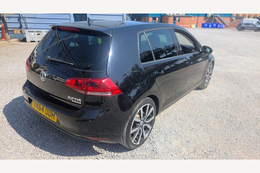 2014 Volkswagen Golf photo 14