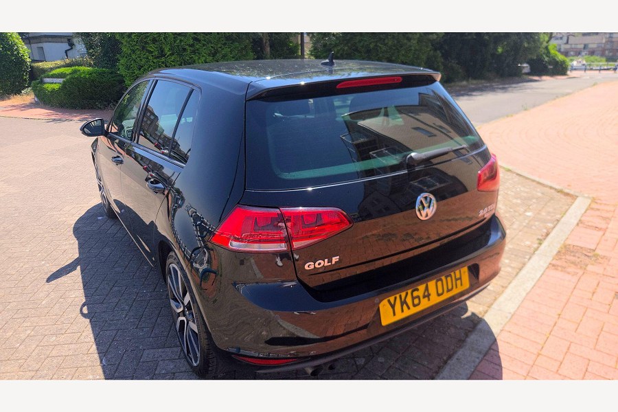 2014 Volkswagen Golf photo 11