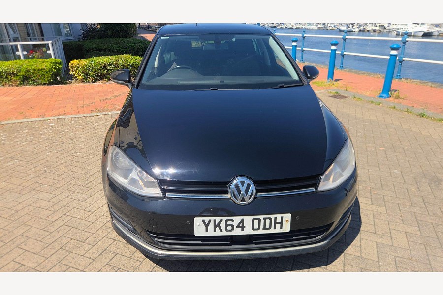 2014 Volkswagen Golf photo 5