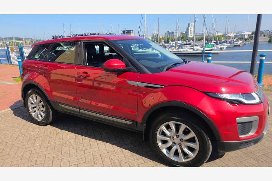 2016 Land Rover Range Rover Evoque photo 3