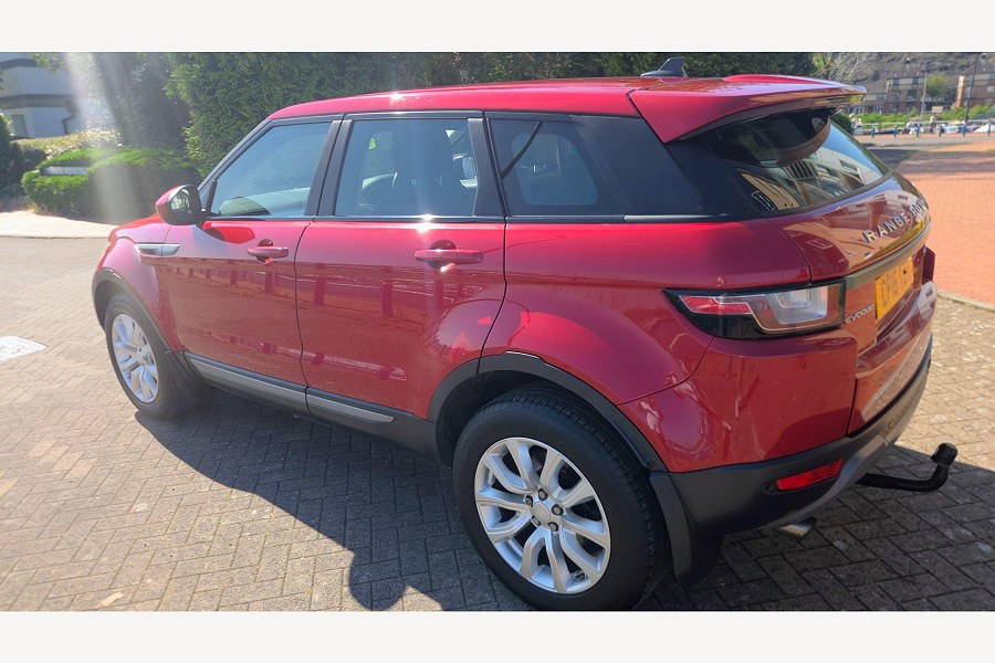 2016 Land Rover Range Rover Evoque photo 12