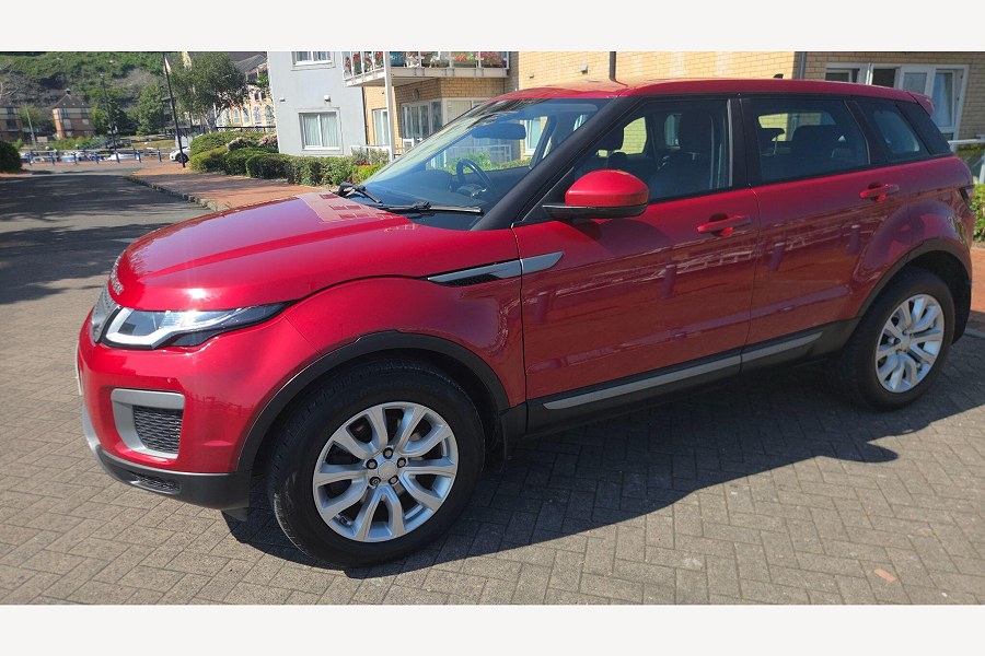 2016 Land Rover Range Rover Evoque photo 10