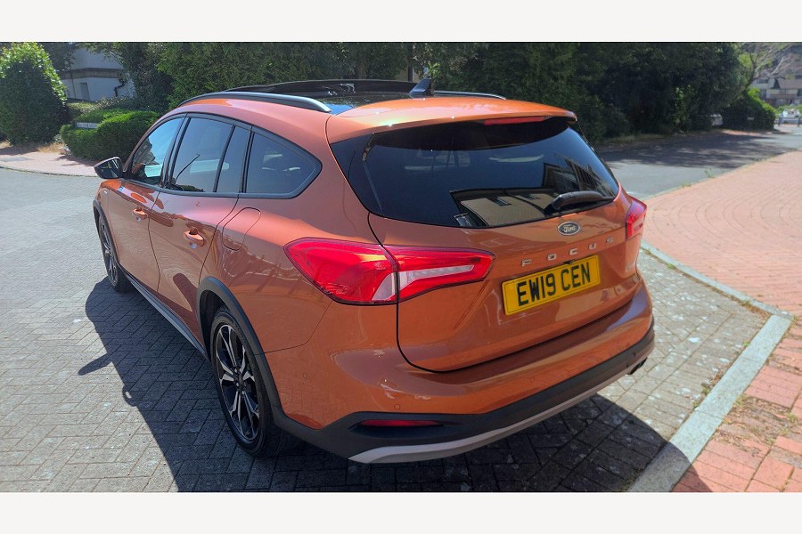 2019 Ford Focus photo 12