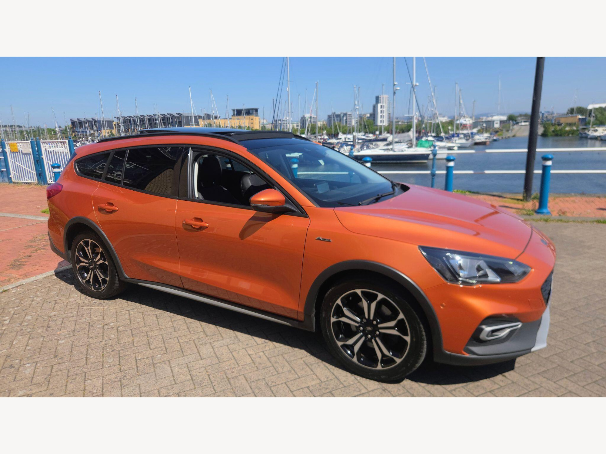 Ford Focus photo 2
