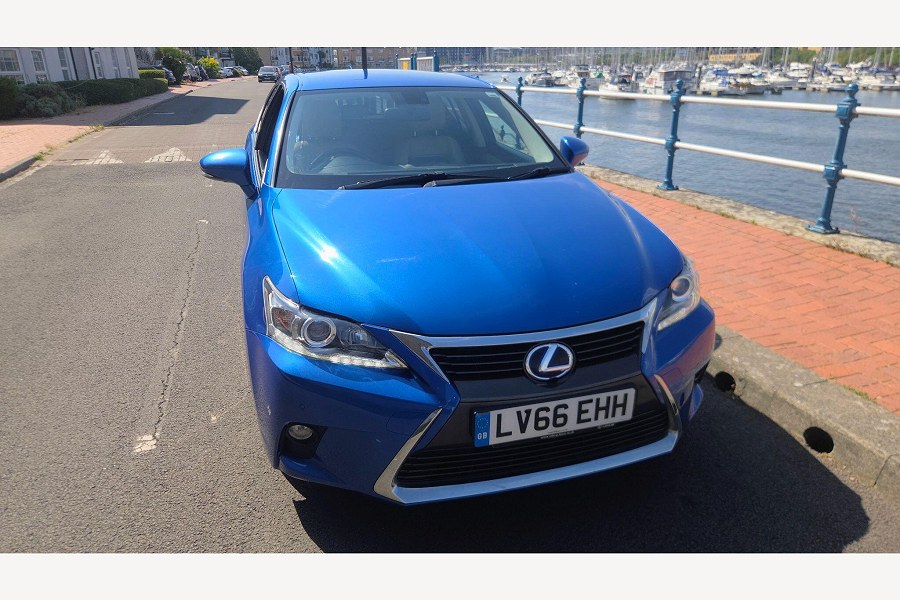 2016 Lexus CT photo 4