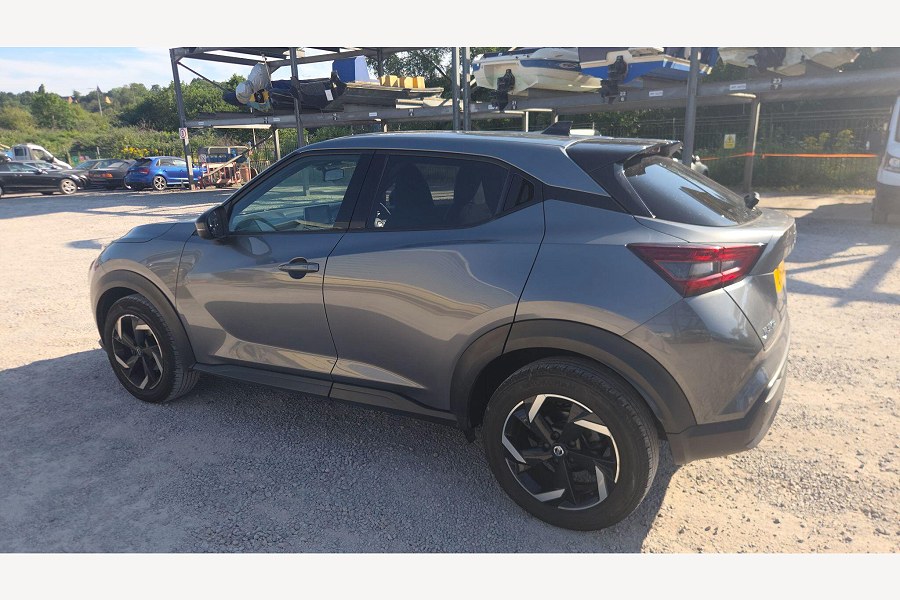 2023 Nissan Juke photo 11