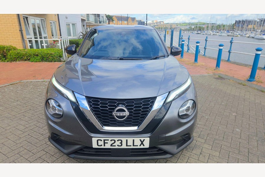 2023 Nissan Juke photo 4