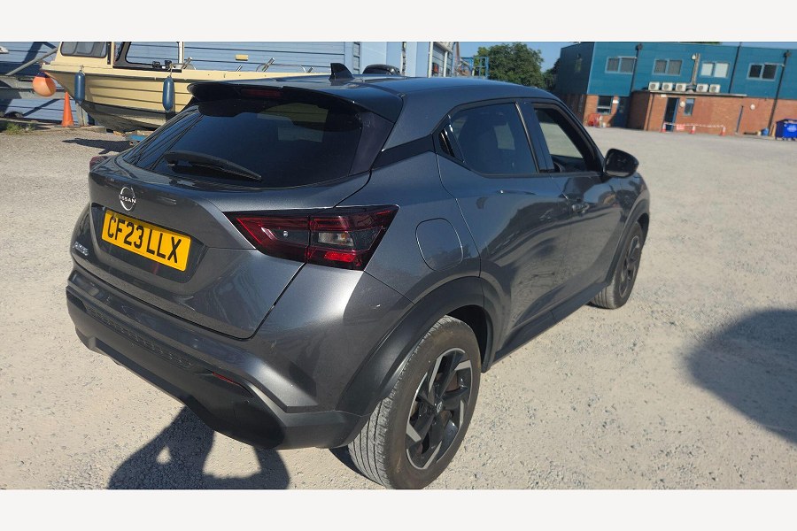 2023 Nissan Juke photo 12
