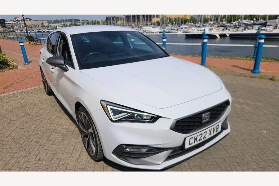 2022 SEAT Leon photo 4