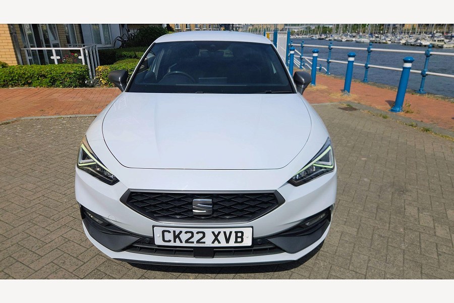 2022 SEAT Leon photo 5