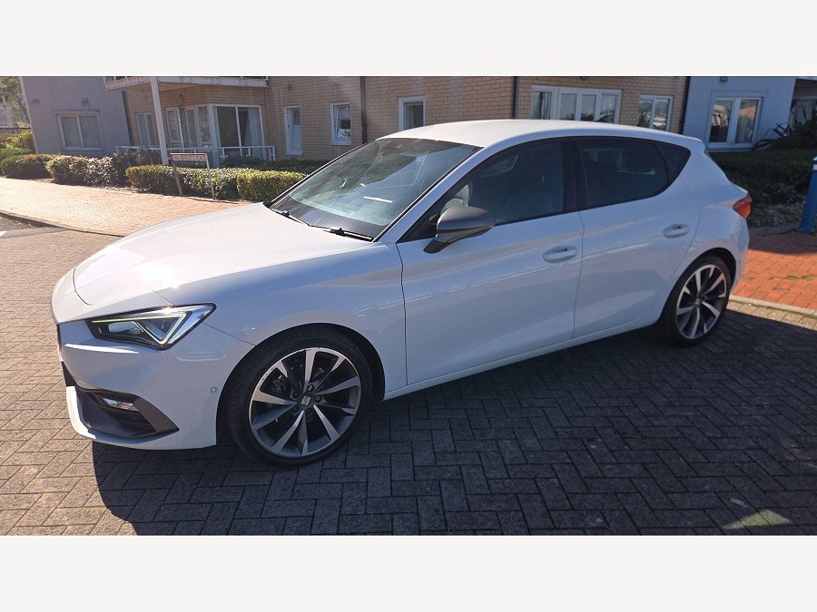2022 SEAT Leon photo 11