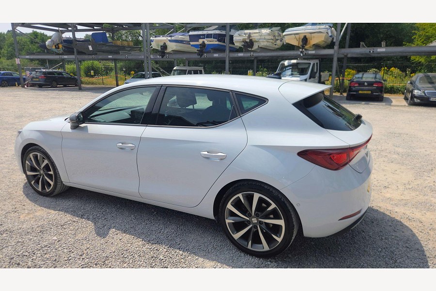 2022 SEAT Leon photo 8