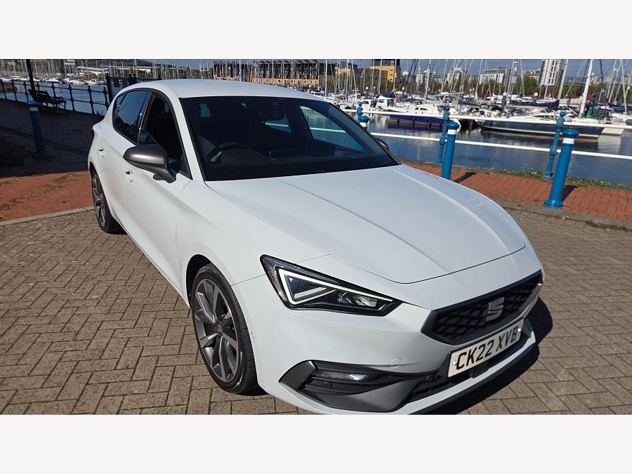 2022 SEAT Leon photo 4