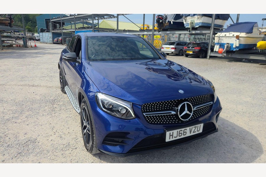 2016 Mercedes-Benz GLC photo 3