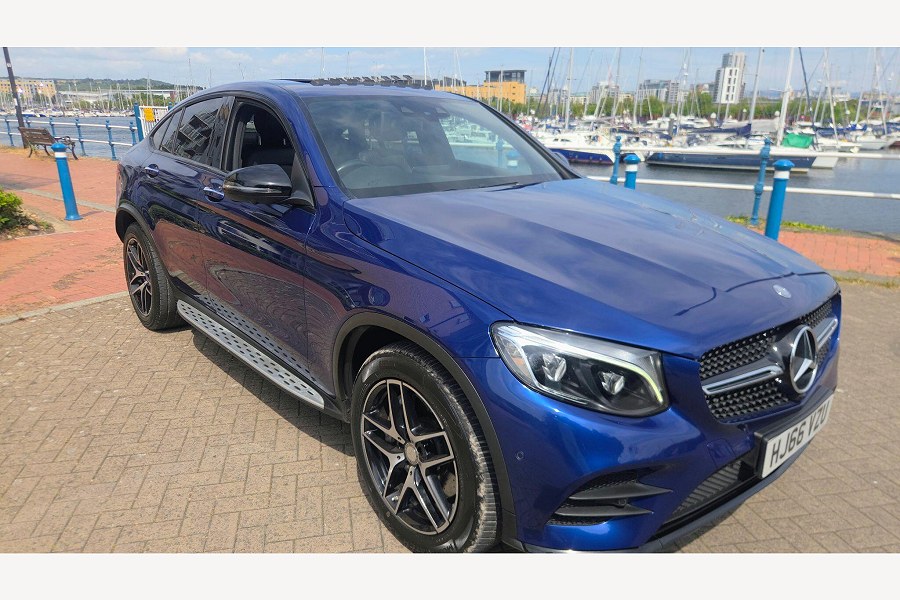 2016 Mercedes-Benz GLC photo 3