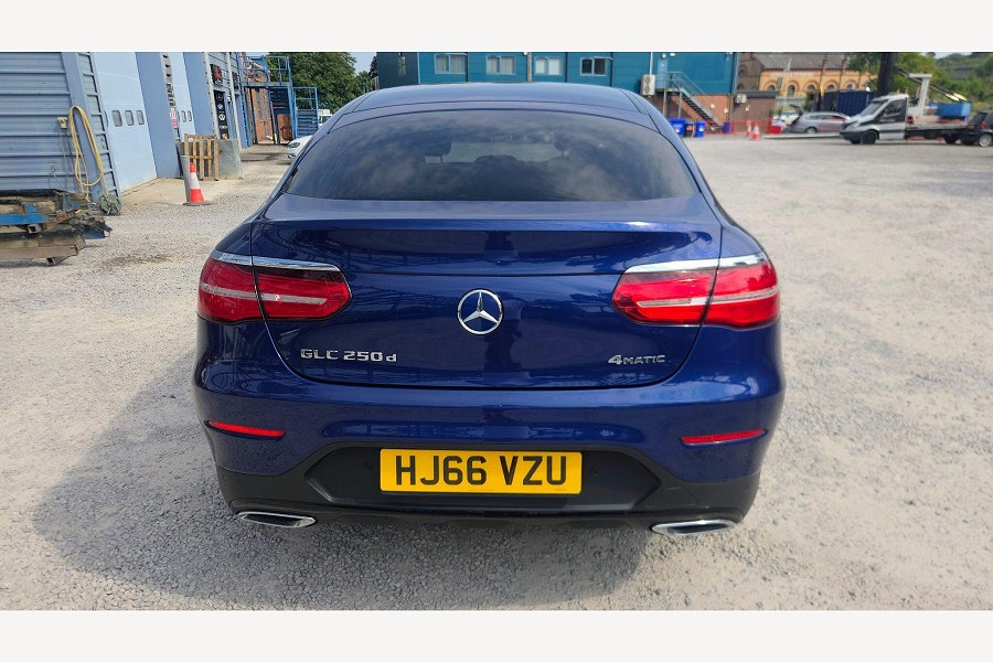 2016 Mercedes-Benz GLC photo 14
