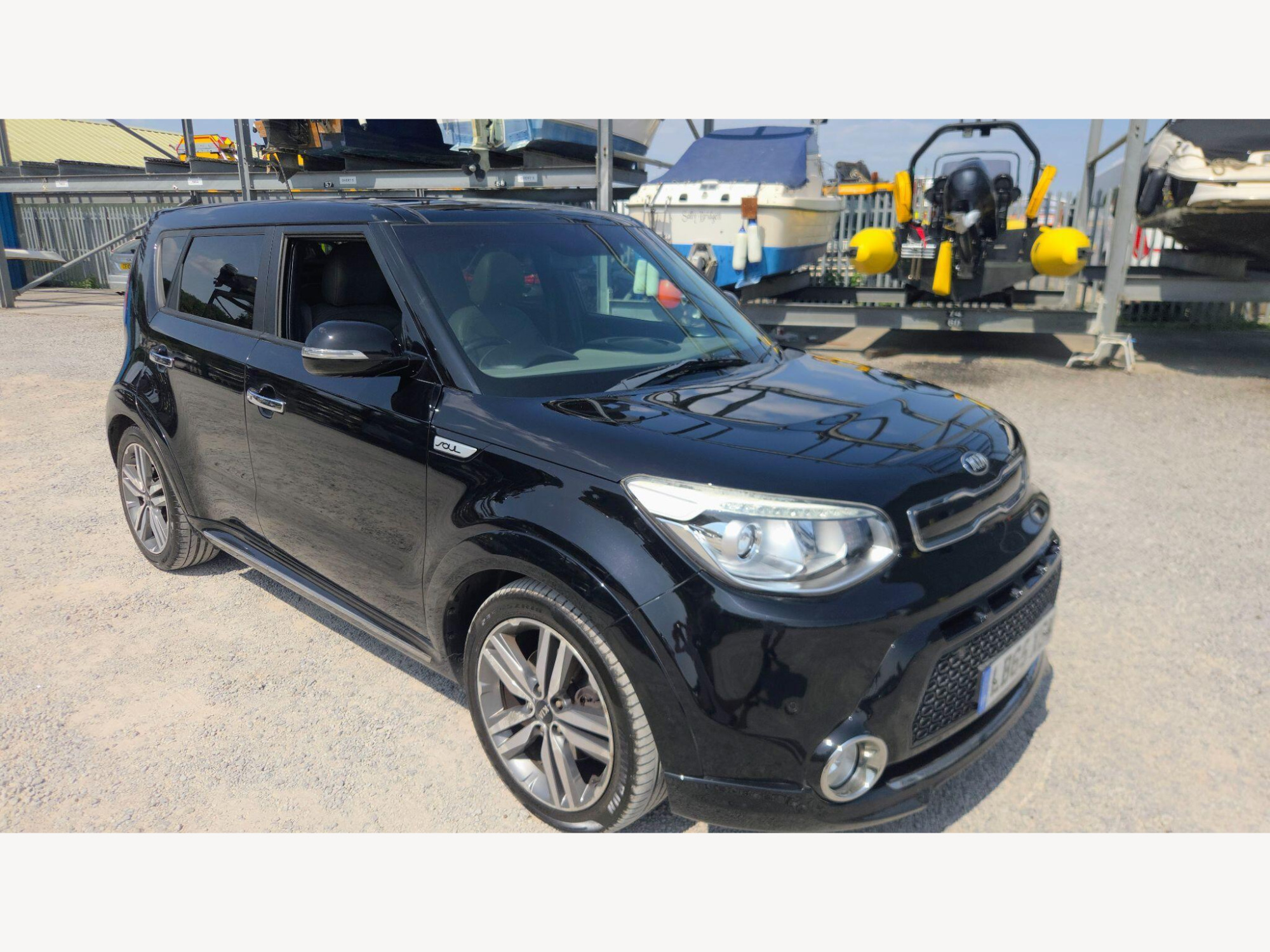 Kia Soul photo 2