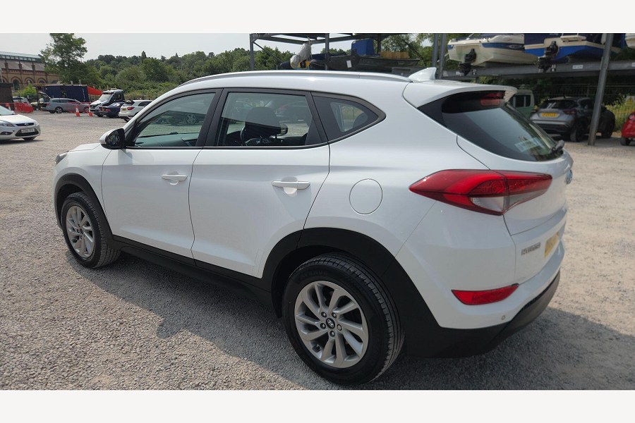 2016 Hyundai TUCSON photo 10