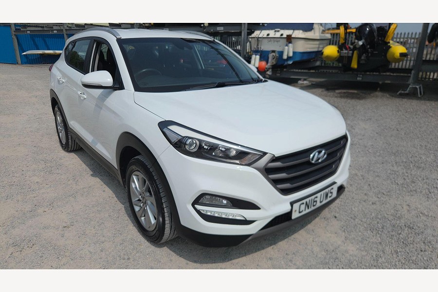 2016 Hyundai TUCSON photo 4