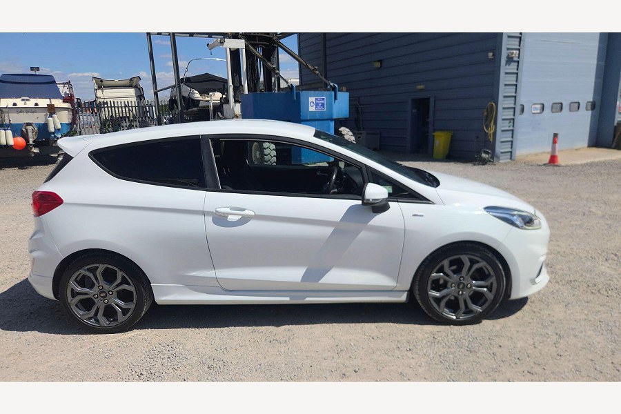2020 Ford Fiesta photo 13
