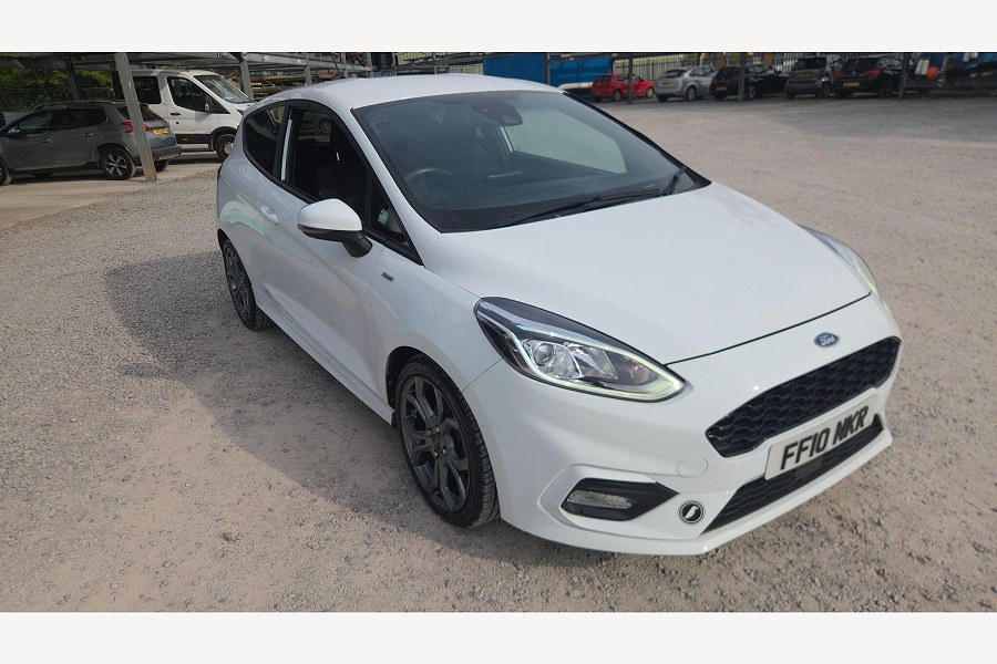 2020 Ford Fiesta photo 2