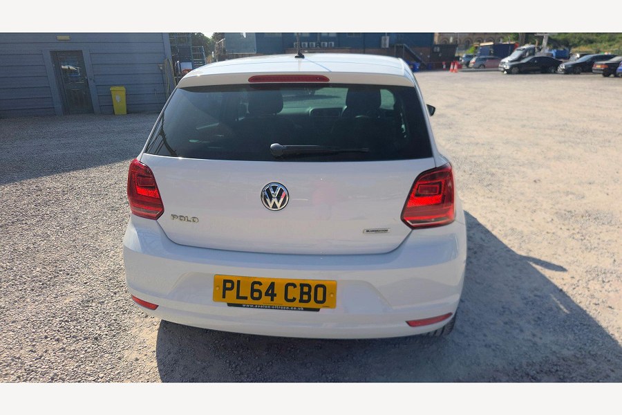 2015 Volkswagen Polo photo 11