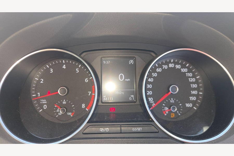 2015 Volkswagen Polo photo 14