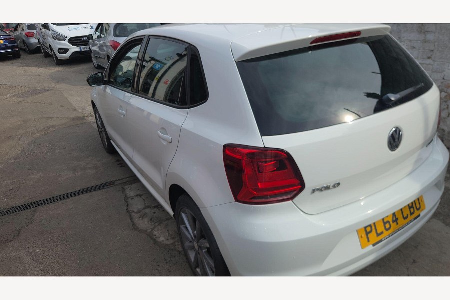 2015 Volkswagen Polo photo 5