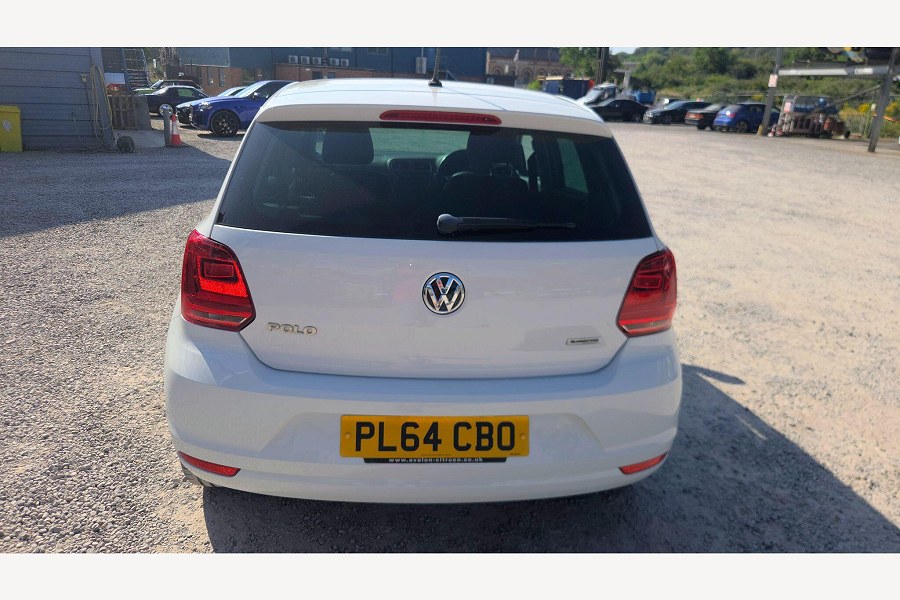 2015 Volkswagen Polo photo 10