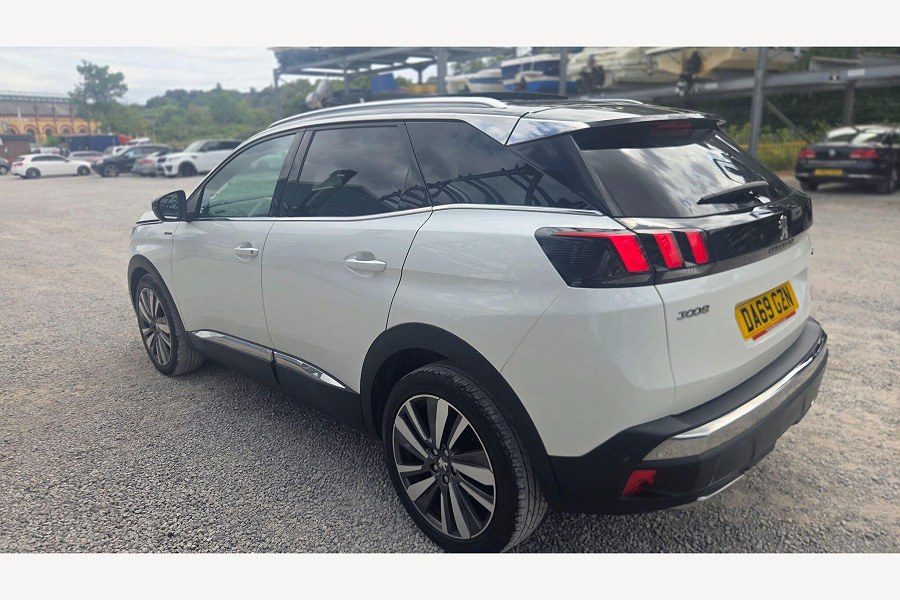 2019 Peugeot 3008 photo 10