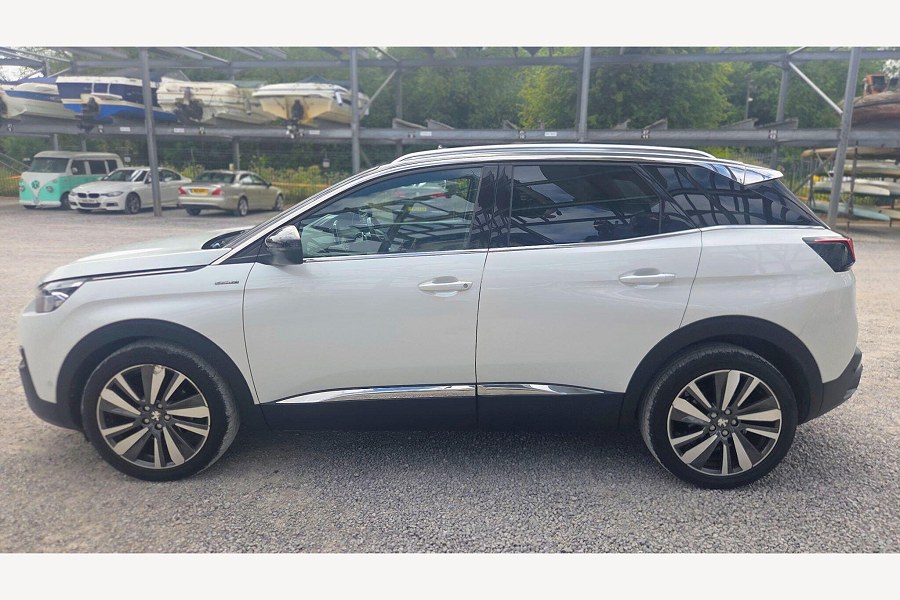 2019 Peugeot 3008 photo 9