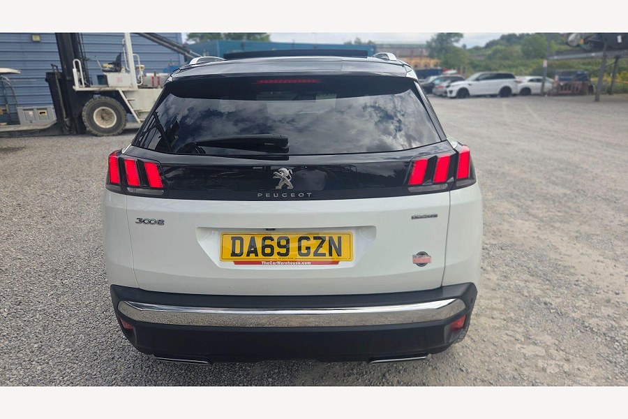 2019 Peugeot 3008 photo 11