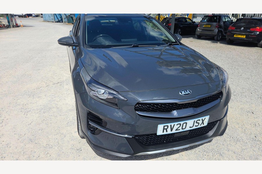 2020 Kia XCeed photo 4