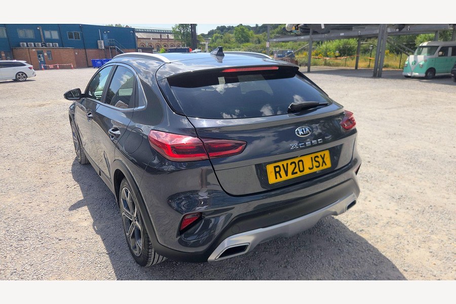 2020 Kia XCeed photo 12
