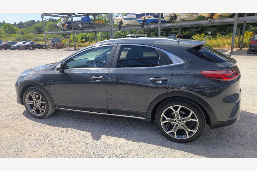 2020 Kia XCeed photo 10