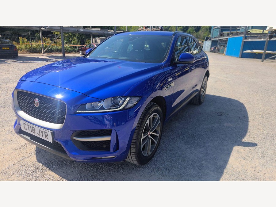 2018 Jaguar F-PACE photo 6