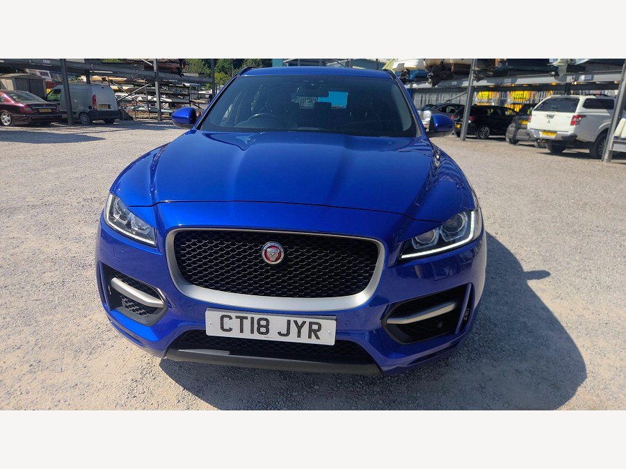 2018 Jaguar F-PACE photo 5