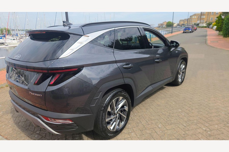 2023 Hyundai TUCSON photo 11