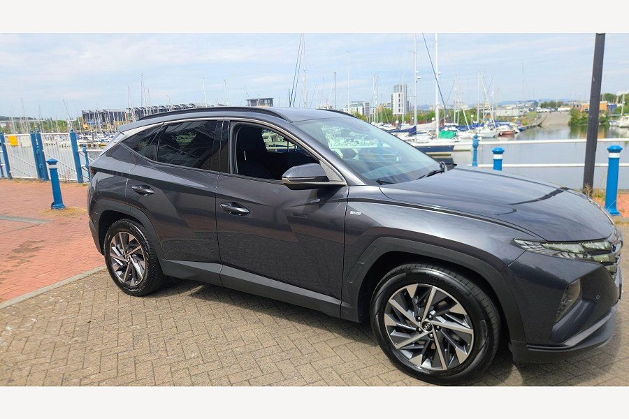 2023 Hyundai TUCSON photo 2