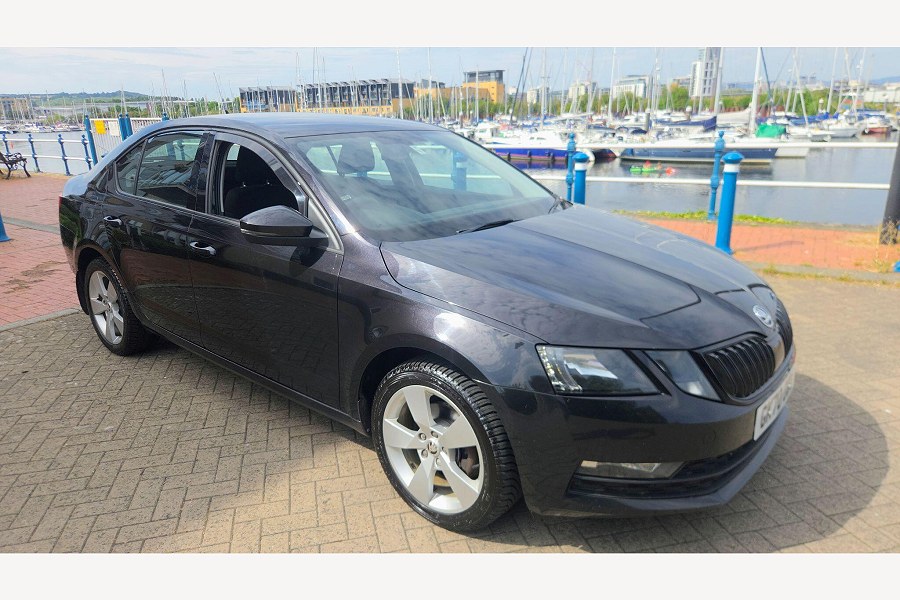 2020 Skoda Octavia photo 3