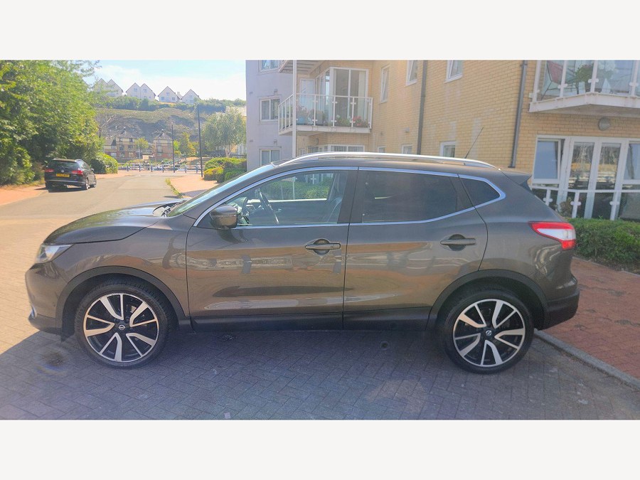 2017 Nissan Qashqai photo 6