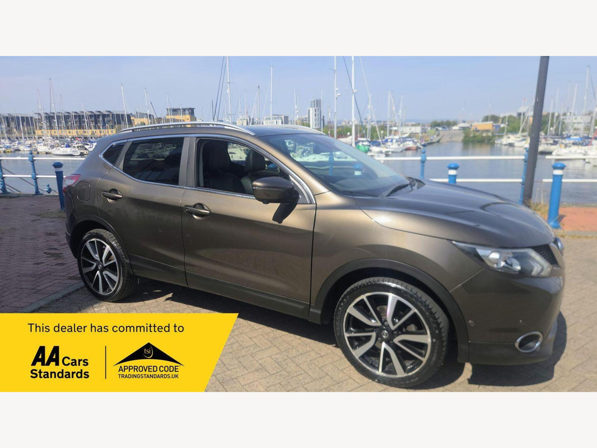 2017 Nissan Qashqai 1.2 DIG-T Tekna XTRON 2WD Euro 6 (s/s) 5dr for sale at JRP Automotive